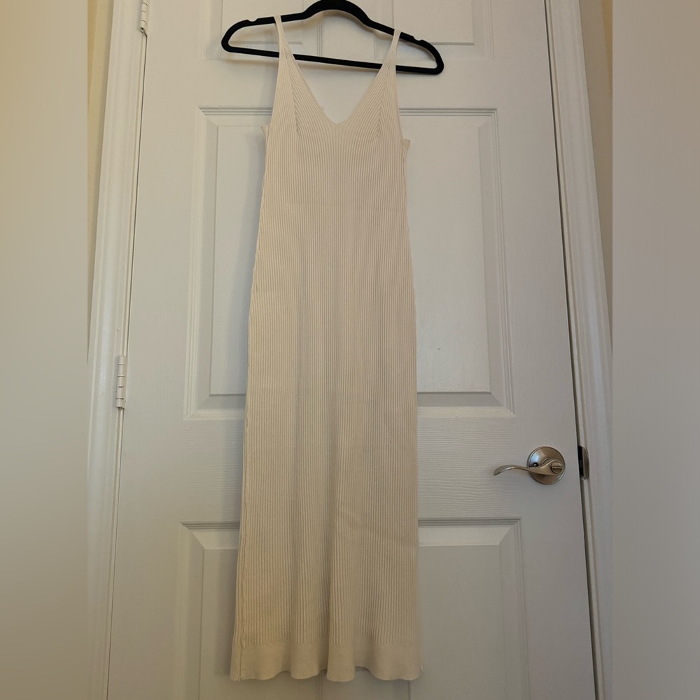 off-white maxi dress sweater/faux cashmere material